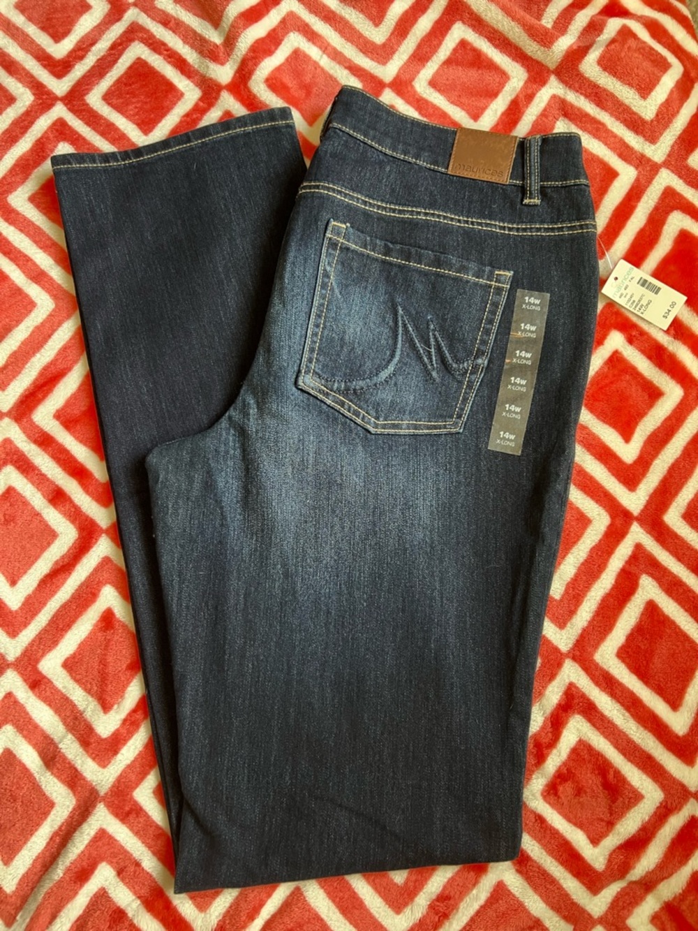 Classic Dark Wash Women's Jeans - Navy Blue